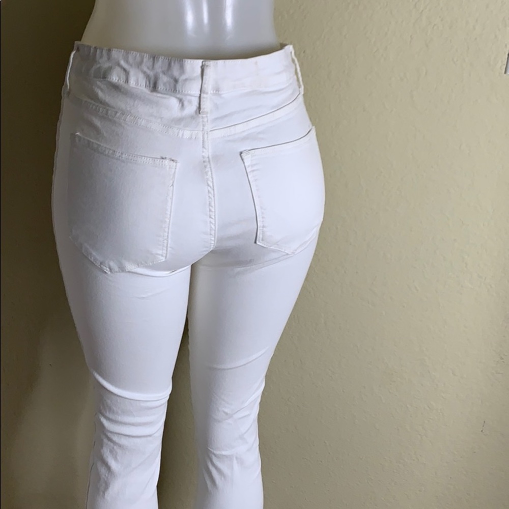 Essential White Pant - Picture 2 of 3